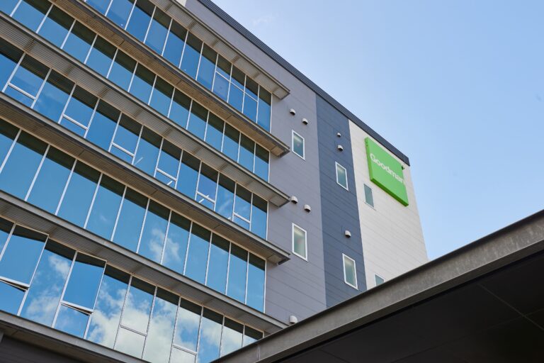 シャープジャスダロジスティクス株式会社様 HP撮影